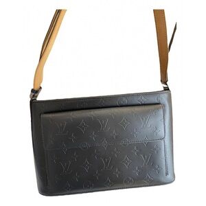 Authentic Louis Vuitton shoulder/handbag